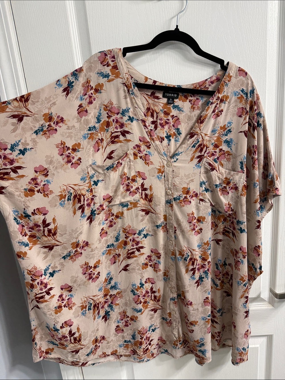 Torrid Challis Beige Floral Button-Front Dolman Sleeve Top